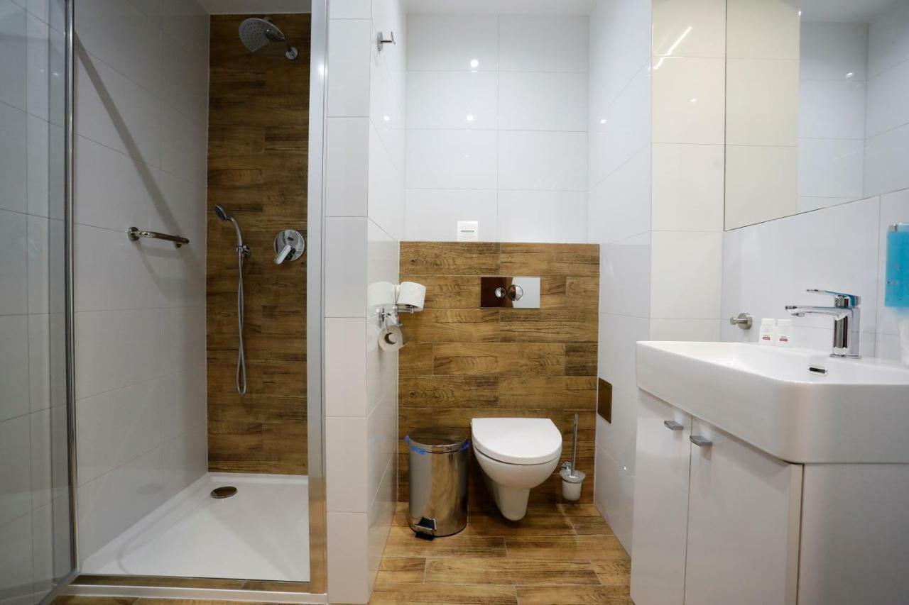 Stary Mlyn Hotel Swidnica  Bagian luar foto