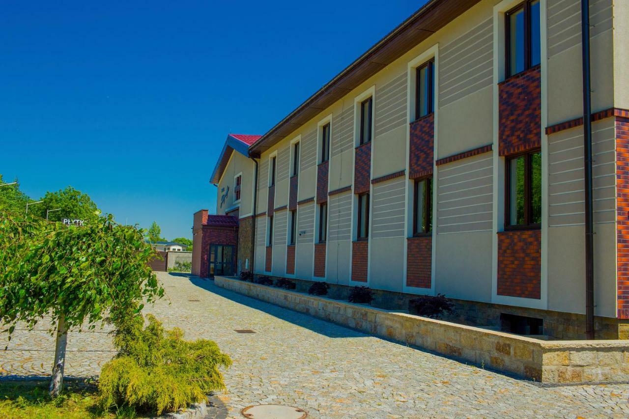 Stary Mlyn Hotel Swidnica  Bagian luar foto
